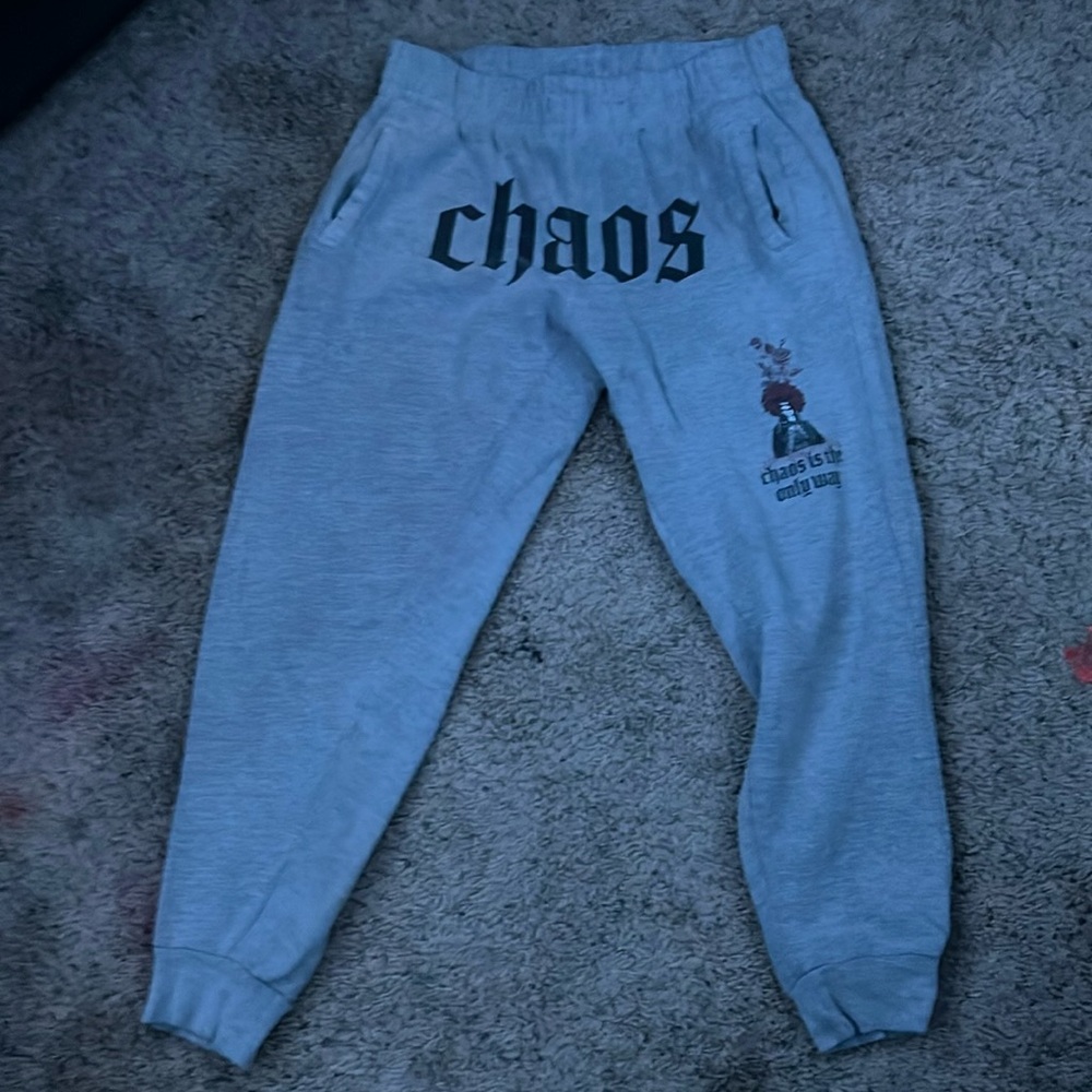 Grey rue 21 chaos sweat pants singed at the ankle